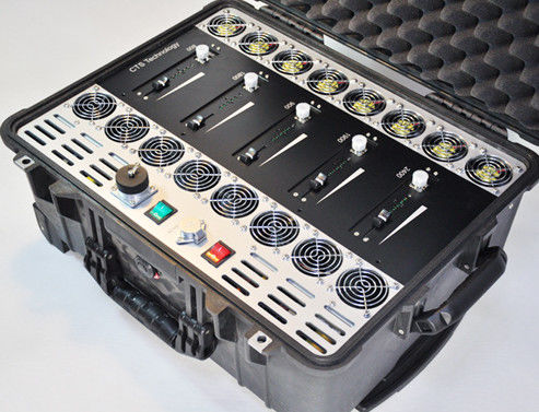qualidade  Compact Semi Portable Tactical Jammer Device 25MHz-3.8GHz Easy Installation fábrica